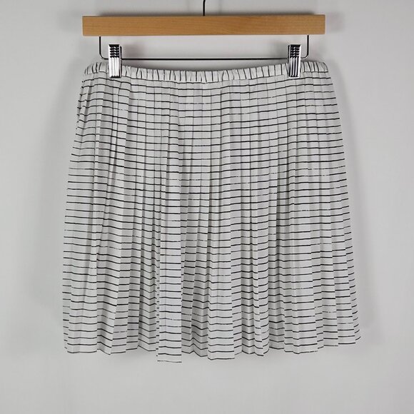 Banana Republic Pleated Mini Skirt White Black Stripe Elastic Waist Size Small - Picture 2 of 8